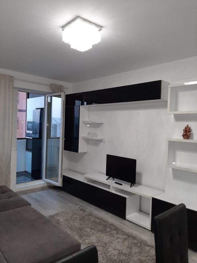 Luxury Daniel Apartament Residence Militari Roşu Esterno foto