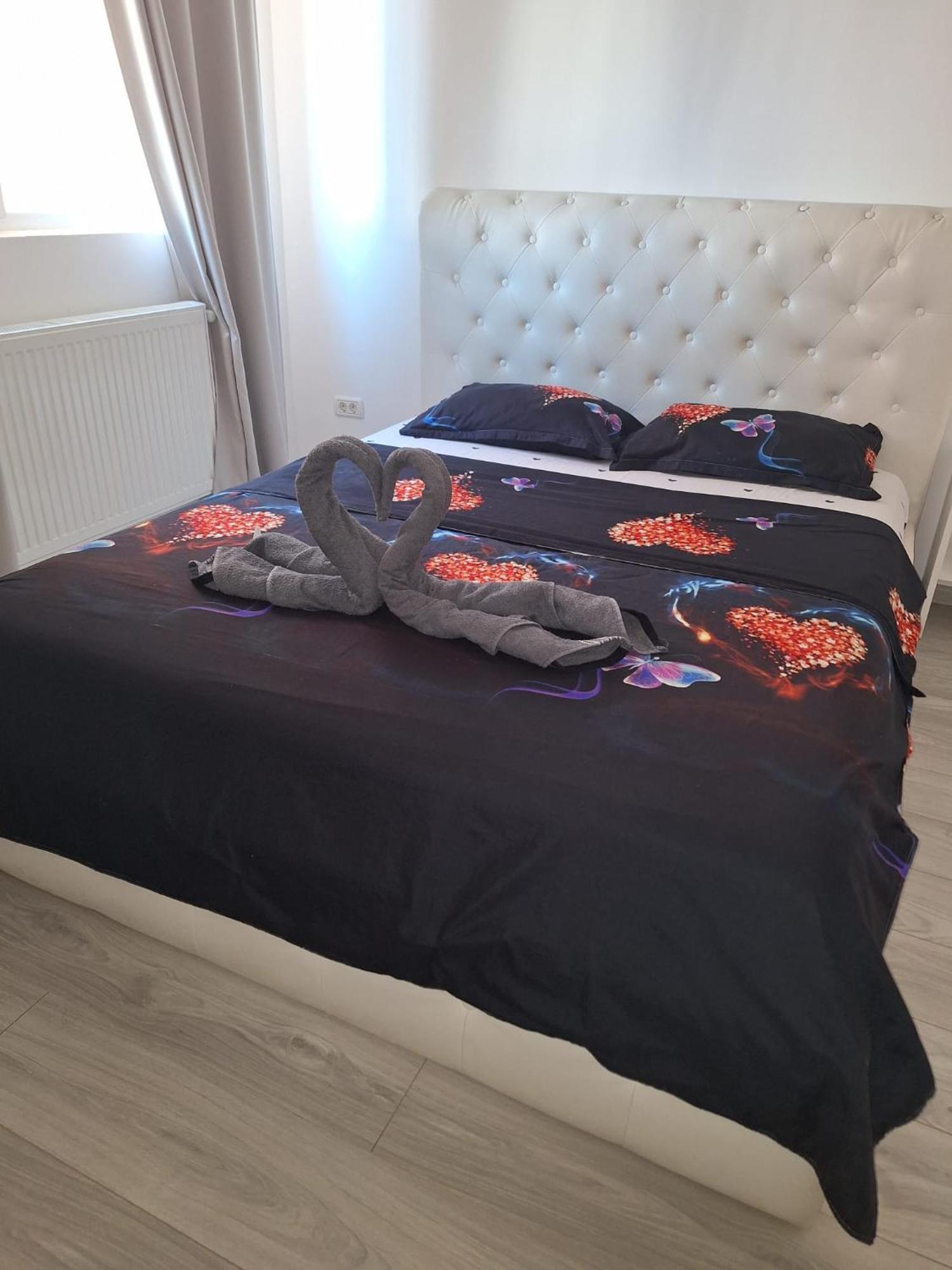 Luxury Daniel Apartament Residence Militari Roşu Esterno foto