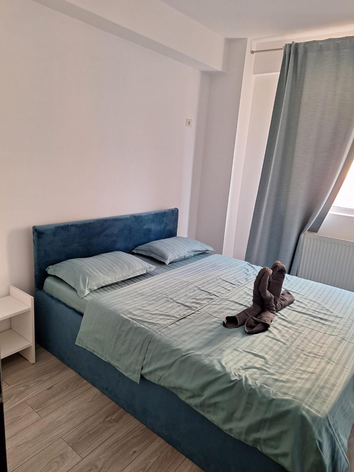 Luxury Daniel Apartament Residence Militari Roşu Esterno foto